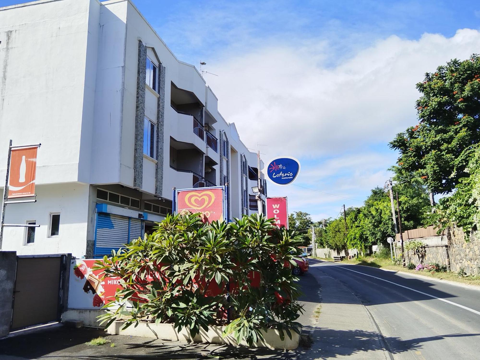 Morsky Vanek Apartment Flic en Flac Екстер'єр фото